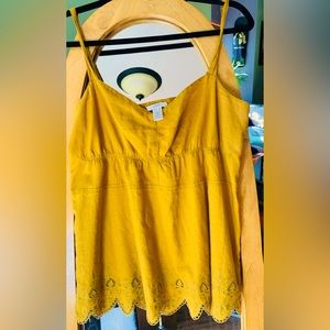 🔥JCREW eyelet tank